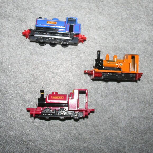 Vtg. (3) Thomas Tank Engine & Friends Diecast Magnetic Trains Ertl Lot 2 1990's - Picture 4 of 9